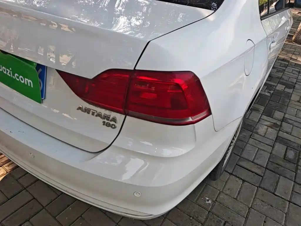 Volkswagen Santana — миниатюра 8