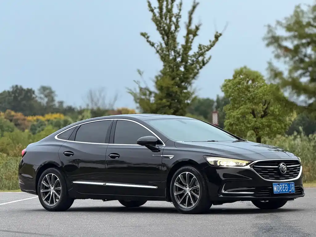 Buick LaCrosse — миниатюра 3