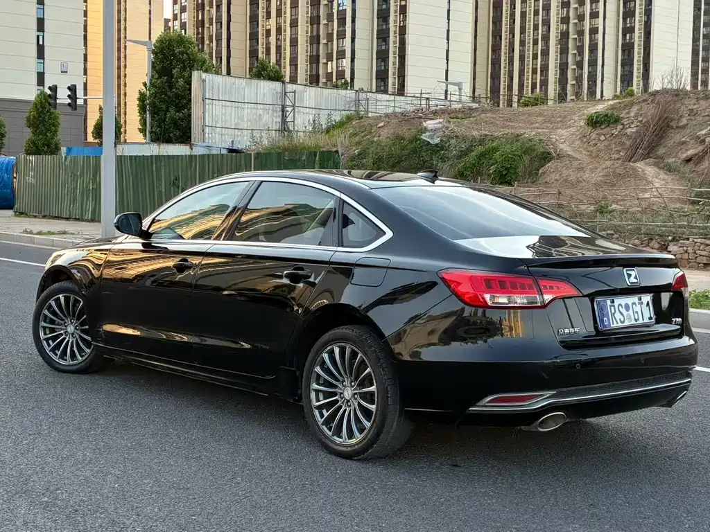 Zotye Zotye Z700 — миниатюра 9