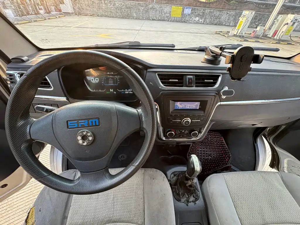 SRM 鑫源T50 EV — миниатюра 10