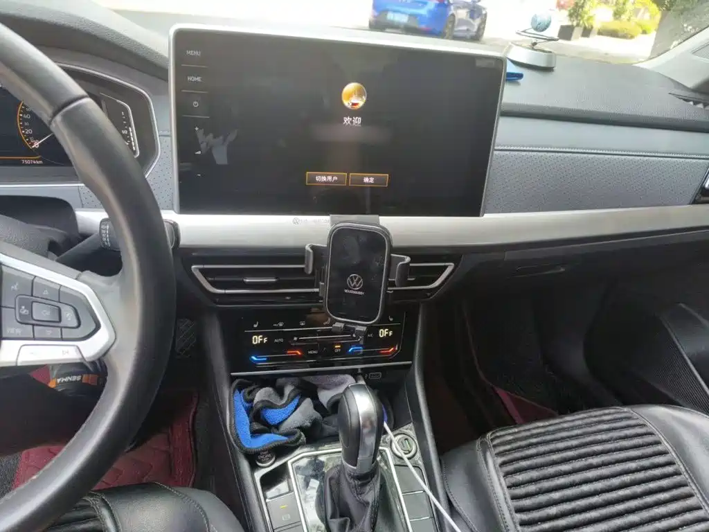 Volkswagen Lavida — миниатюра 6