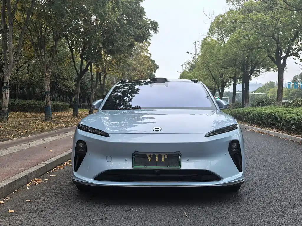 NIO ET5T — миниатюра 2