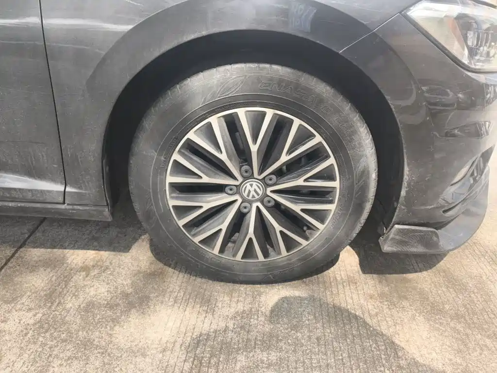Volkswagen Sagitar — миниатюра 24