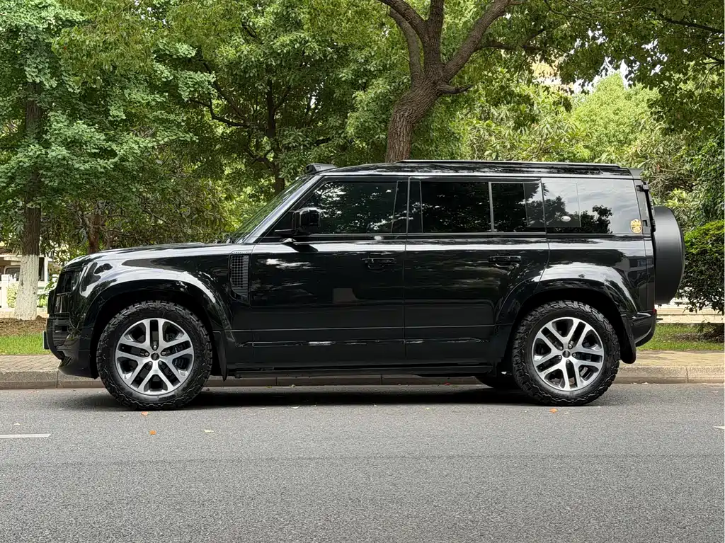 Land Rover Land Rover Defender 2024 110 3.0T P400 XS
