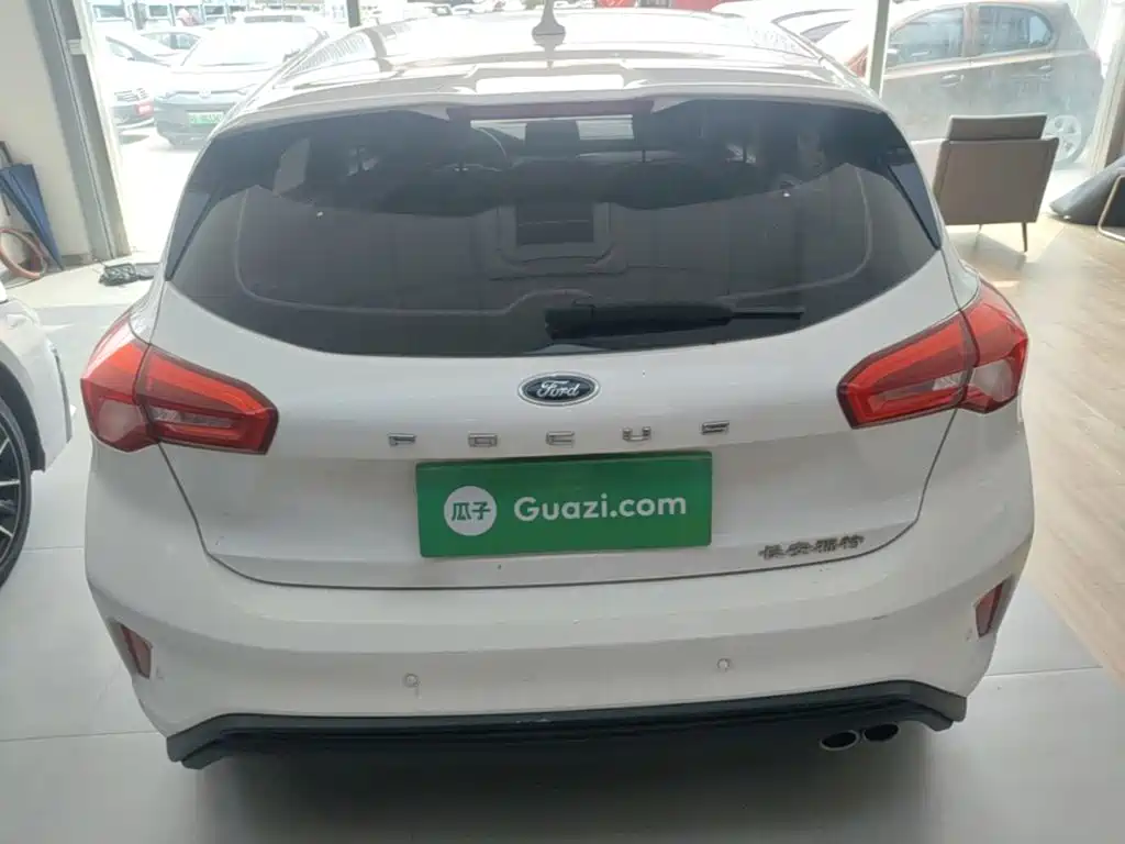 Ford Focus — миниатюра 6