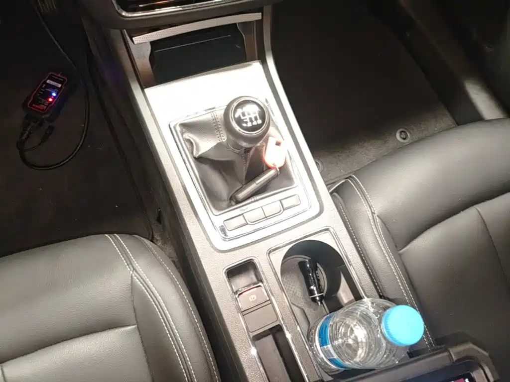 Roewe i6 Classic — миниатюра 14