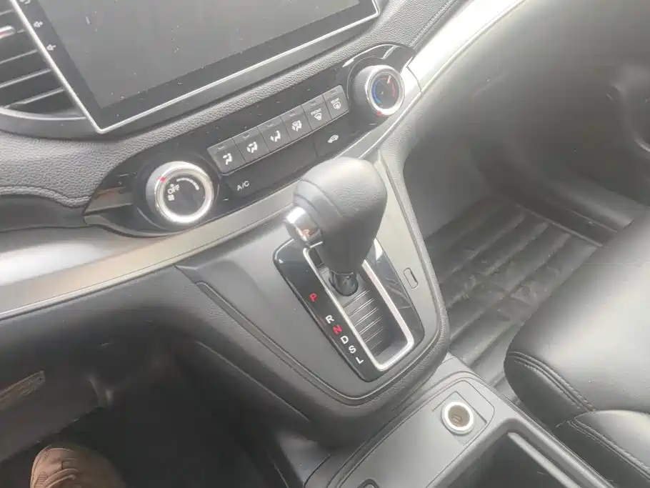 Honda CR-V — миниатюра 16