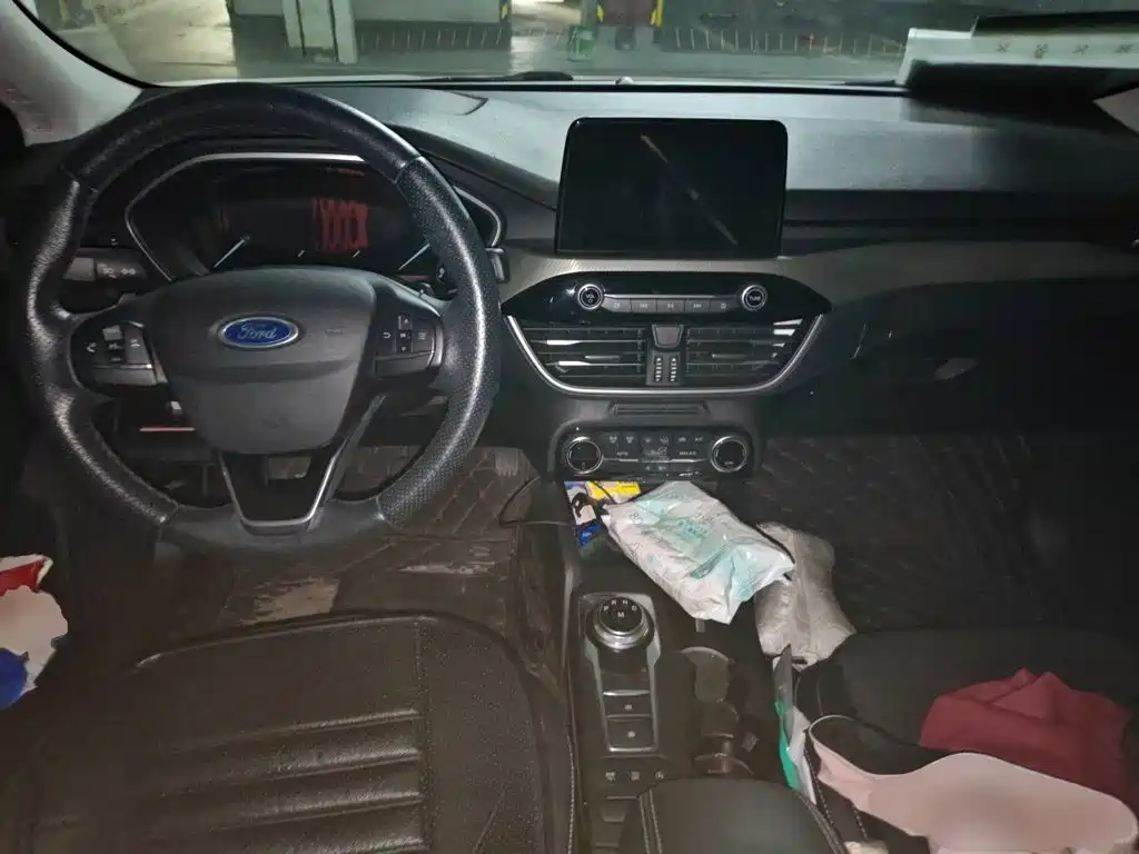 Ford Focus — миниатюра 5