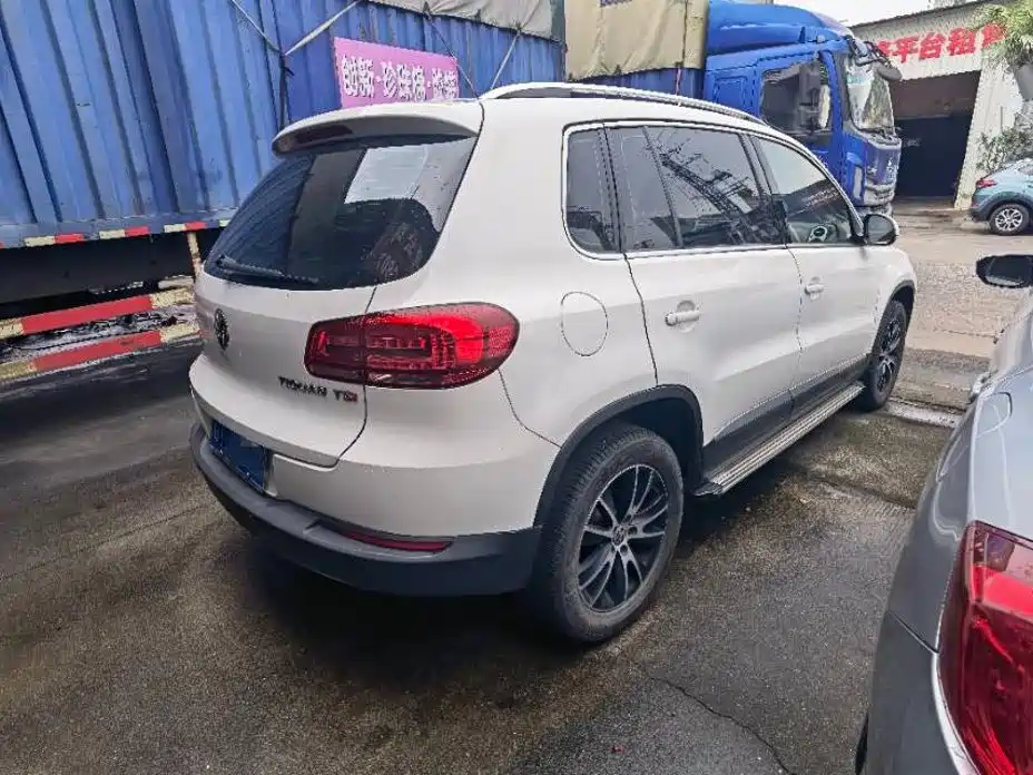 Volkswagen Tiguan — миниатюра 4
