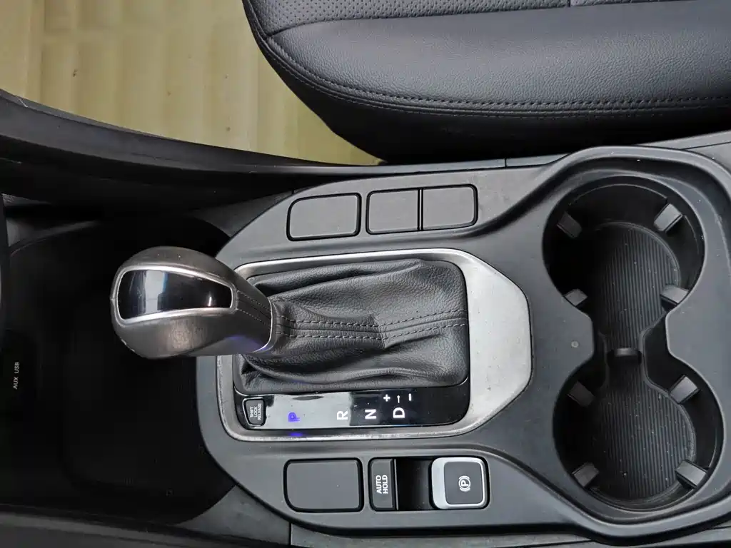Hyundai Santa Fe — миниатюра 19