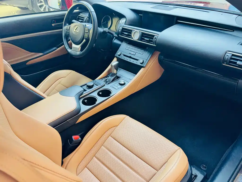 Lexus RC — миниатюра 13