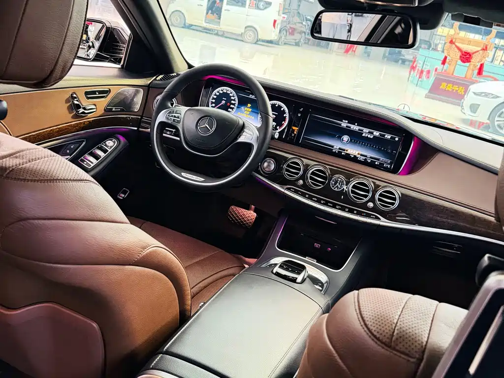 Mercedes-Benz S-Class — миниатюра 13