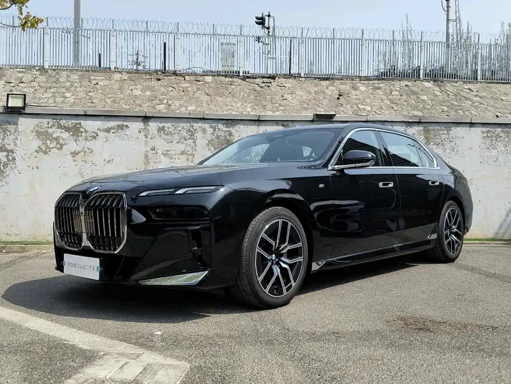 BMW 7 Series 2025