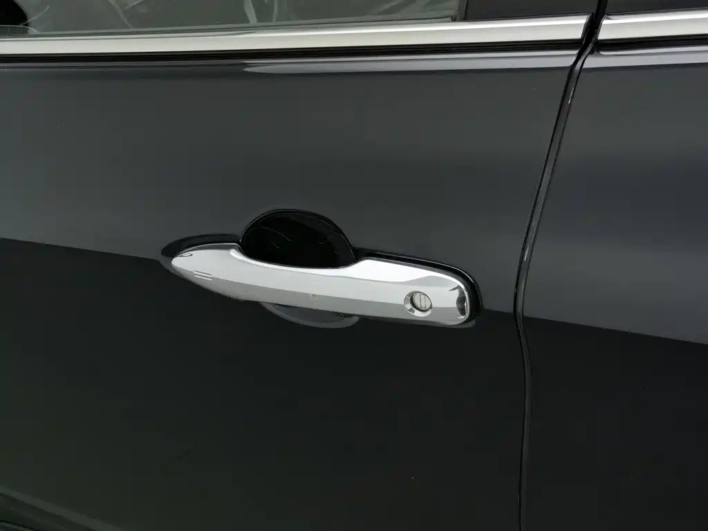 Toyota Avalon — миниатюра 18