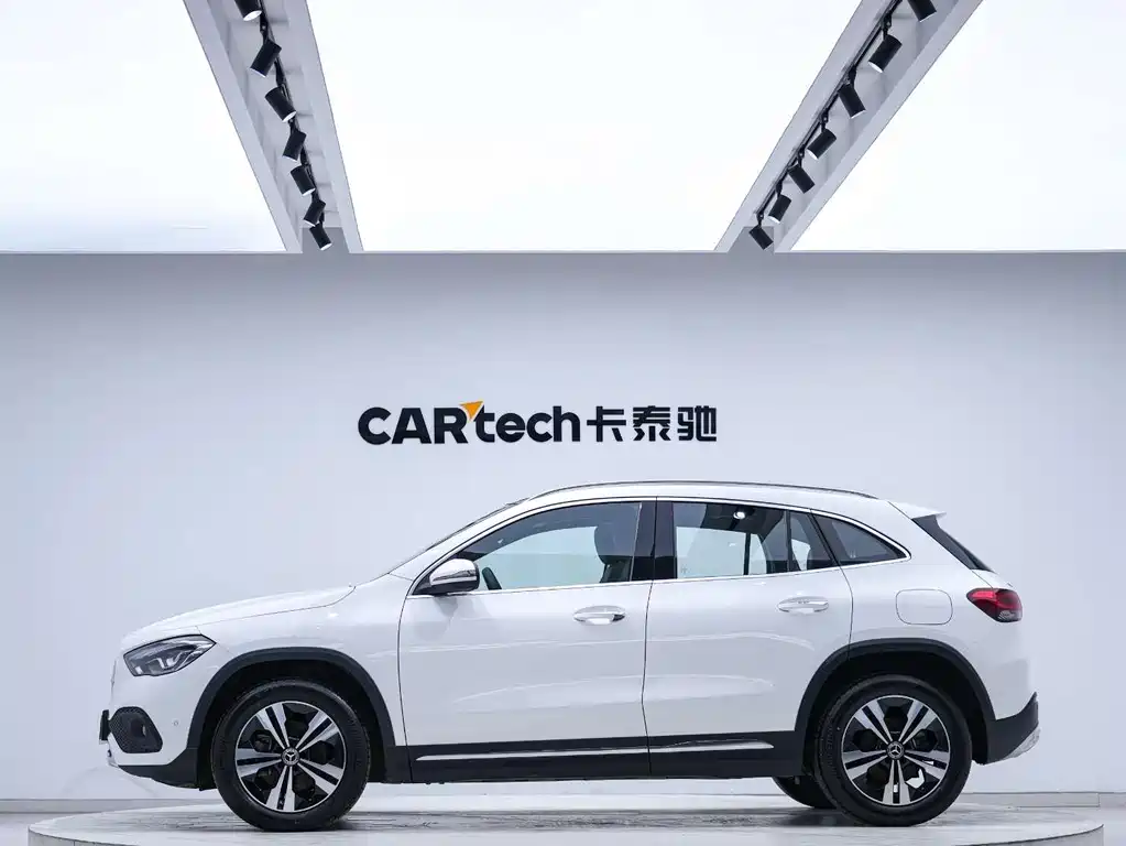 Mercedes-Benz GLA — миниатюра 4