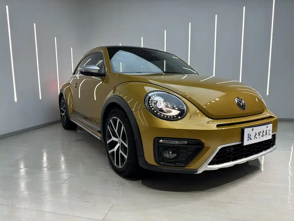 VOLKSWAGEN BEETLE