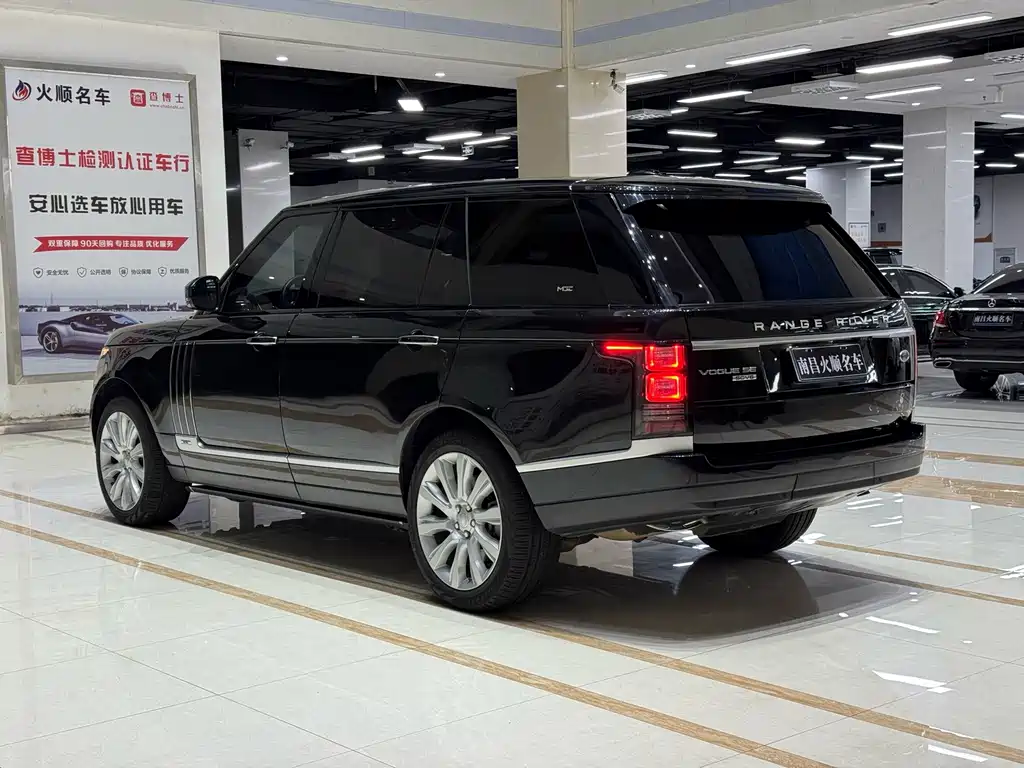 Land Rover Range Rover — миниатюра 8
