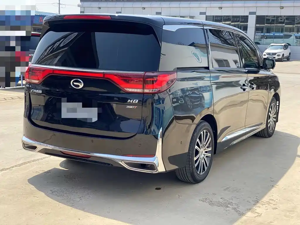 GAC TRUMPCHI M8