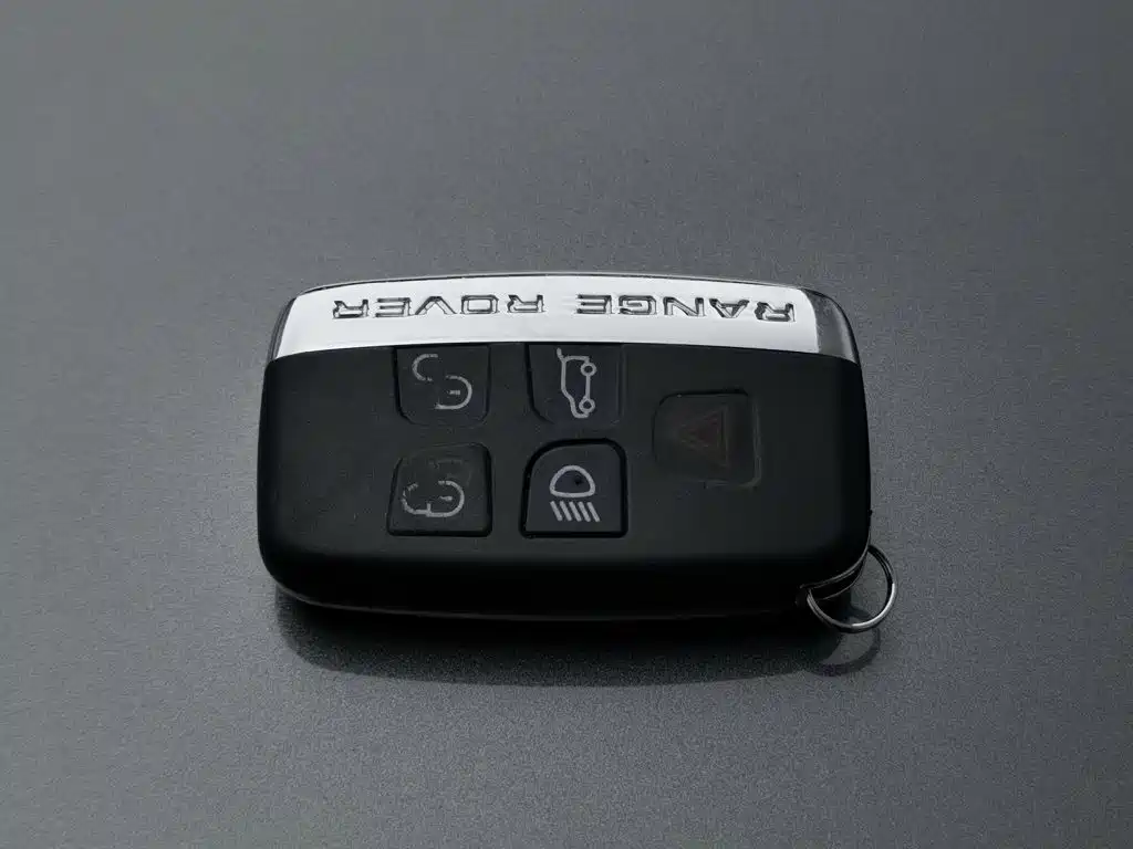 Land Rover Velar — миниатюра 19