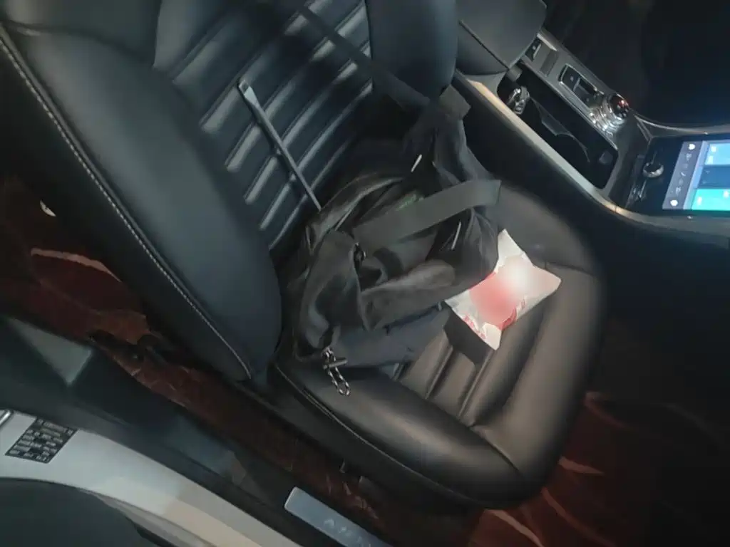 Ford Mondeo — миниатюра 25