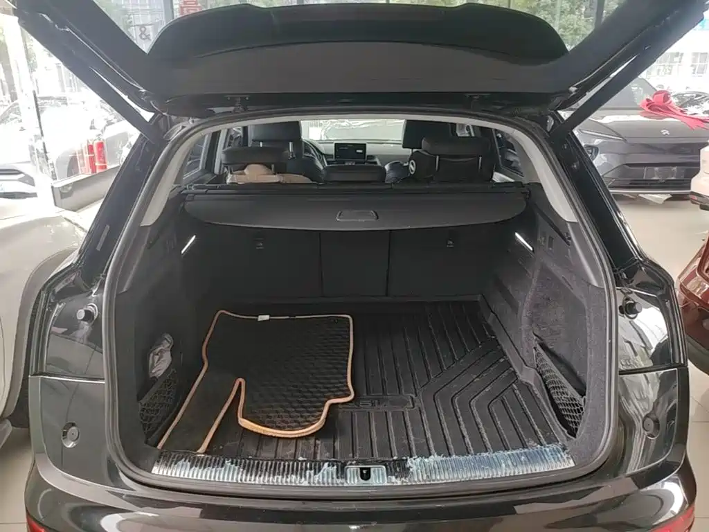Audi Q5L — миниатюра 19
