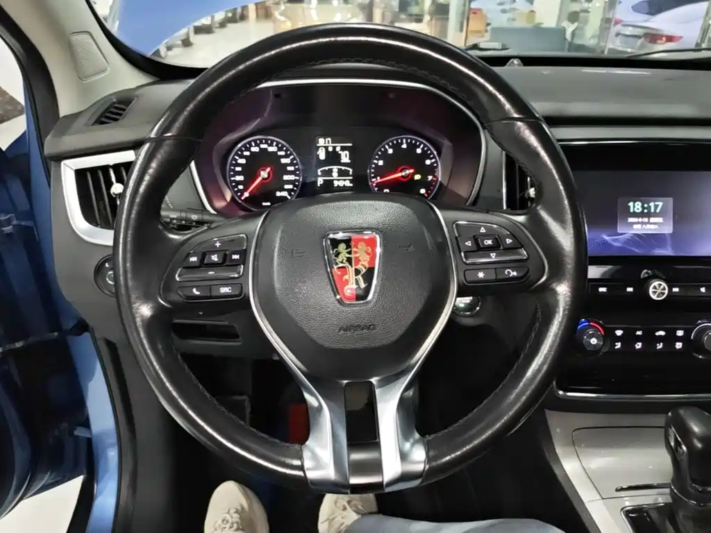 Roewe RX5 — миниатюра 11