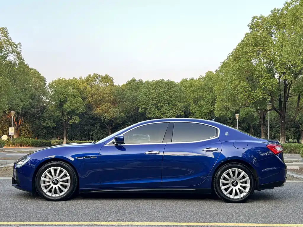 Maserati Ghibli — миниатюра 7
