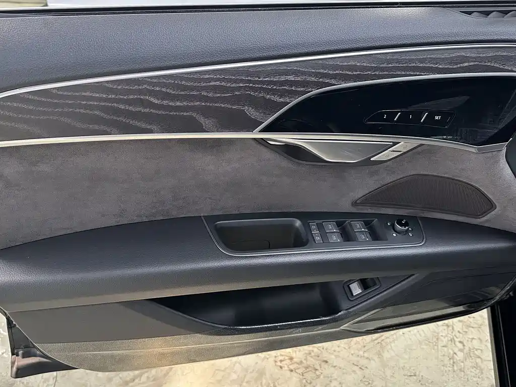 Audi A8 2021 A8L 50 TFSI quattro Comfort