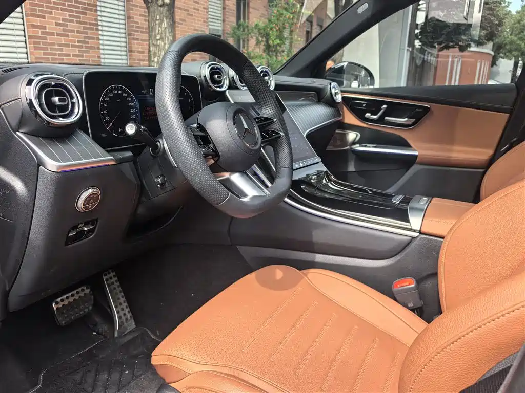 Mercedes-Benz GLC 2023 GLC 300 L 4MATIC Luxury 5 мест