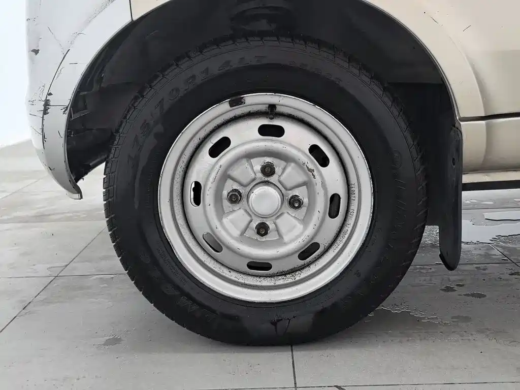 Wuling Rongguang — миниатюра 17