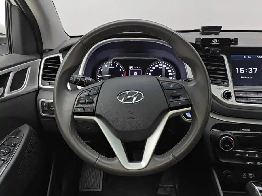 Hyundai Tucson — миниатюра 15
