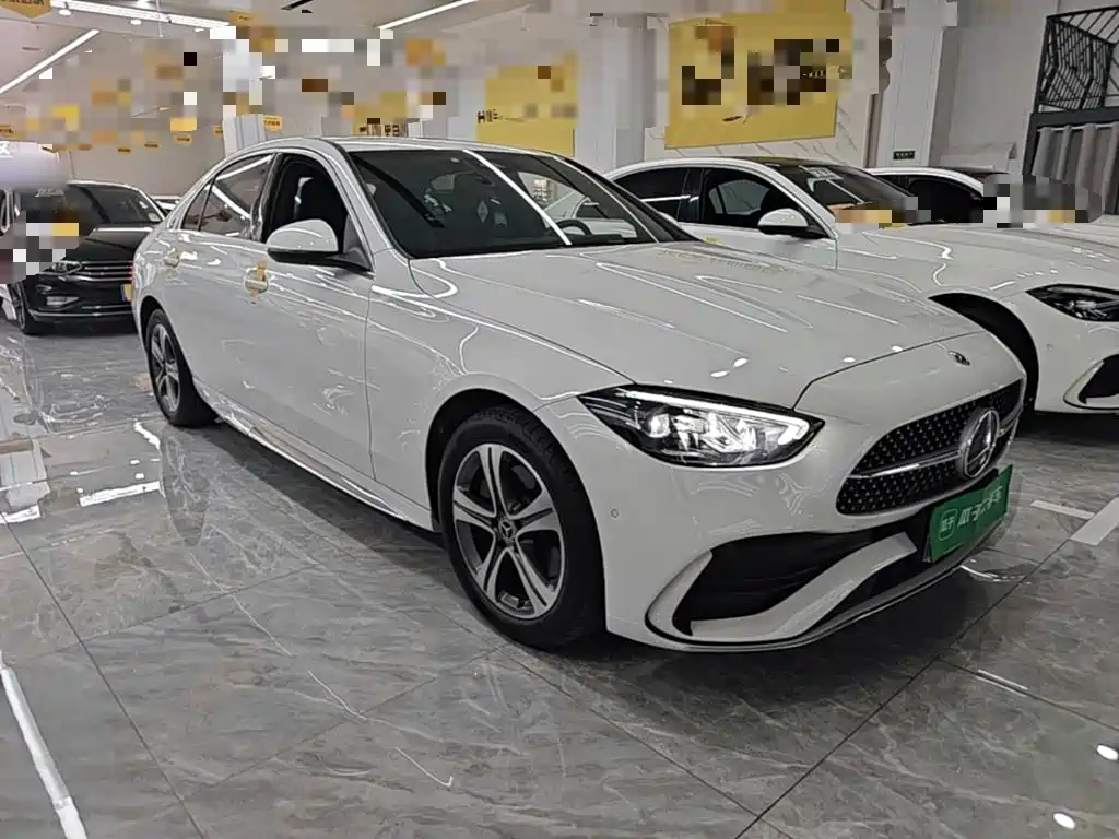 Mercedes-Benz C-Class — миниатюра 4