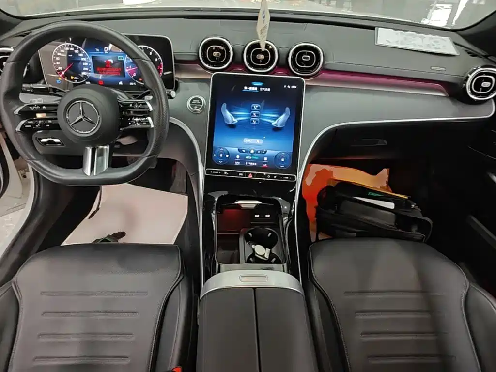 Mercedes-Benz C-Class — миниатюра 10