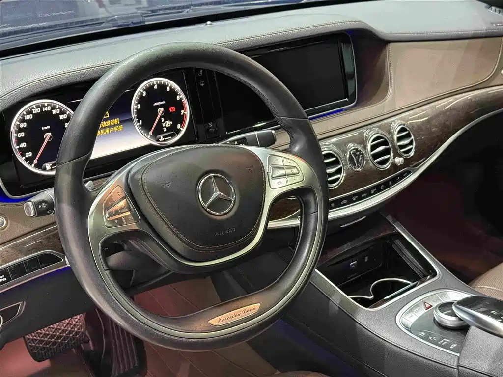 Mercedes-Benz S-Class — миниатюра 11