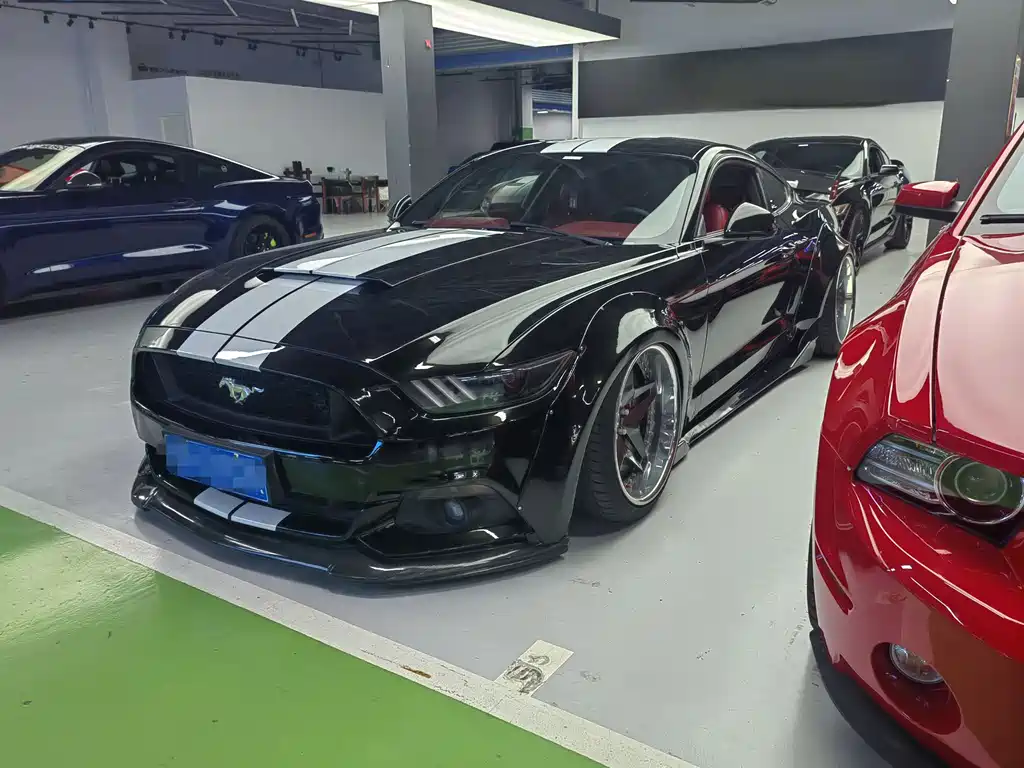 Купить Ford Mustang