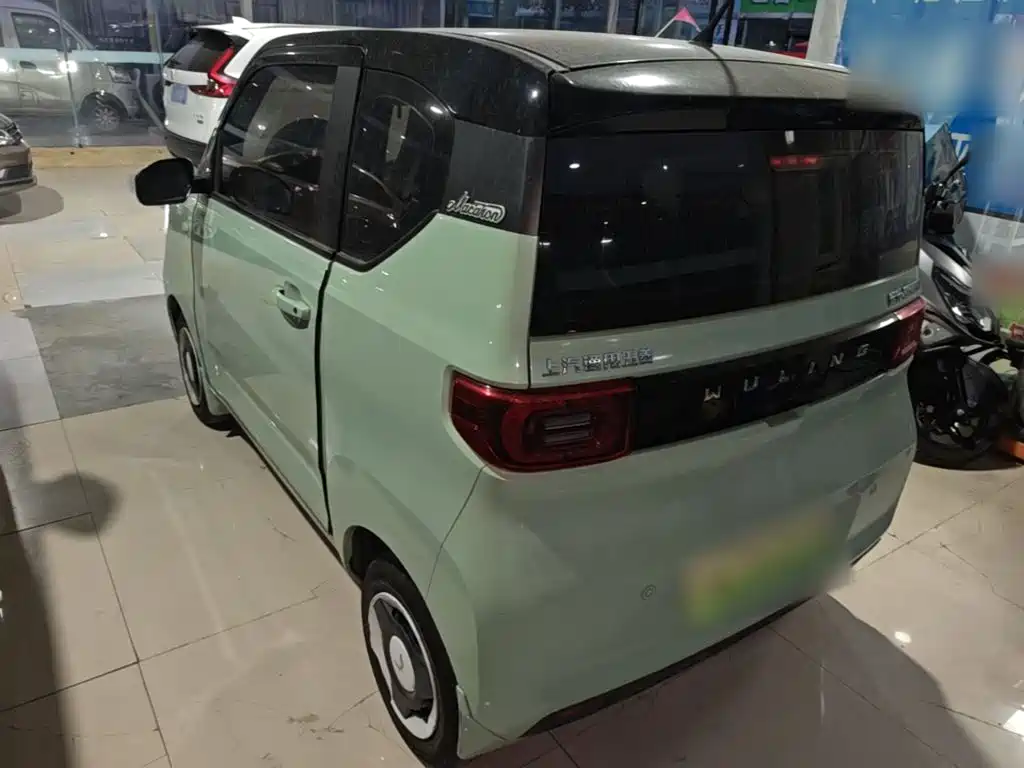 Wuling MINIEV — миниатюра 5