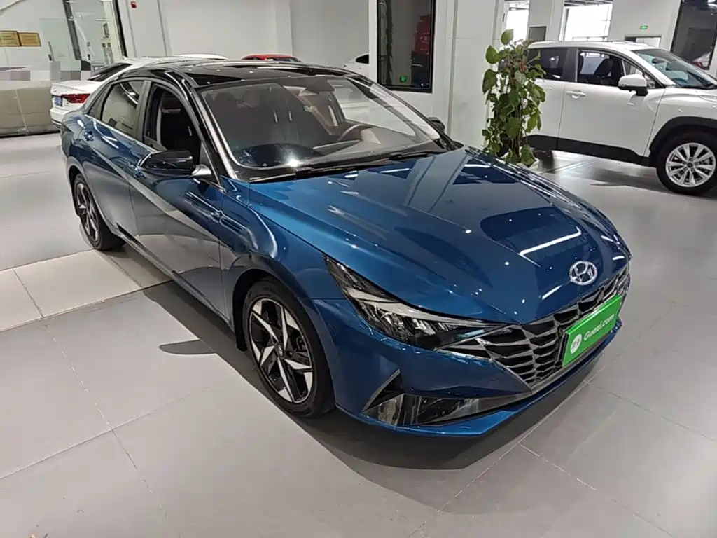 Hyundai Elantra — миниатюра 4