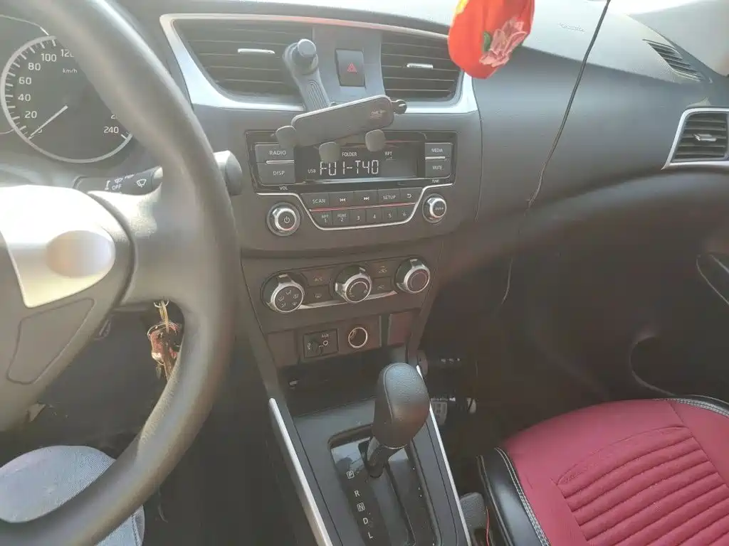 Nissan Sylphy — миниатюра 6