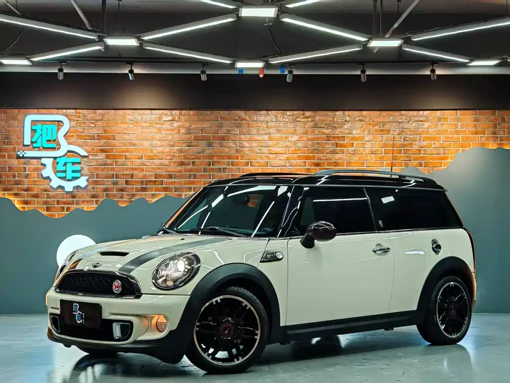 Mini Mini Clubman 2012