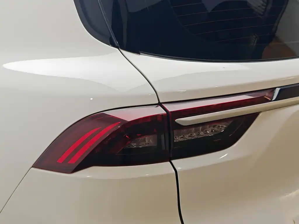 Geely Haoyue 2022 1.8TD AT Comfort 7 мест