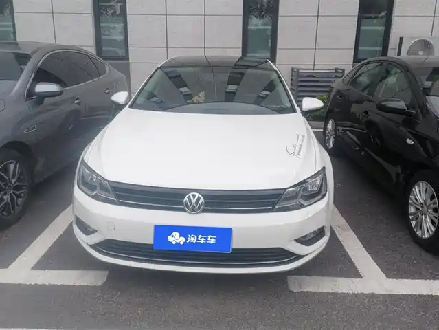 VOLKSWAGEN LINGDU 2018
