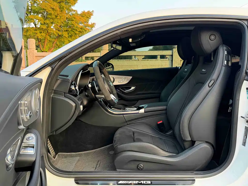 Mercedes-Benz C-Class AMG — миниатюра 6