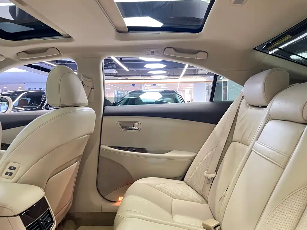 Lexus ES — миниатюра 33
