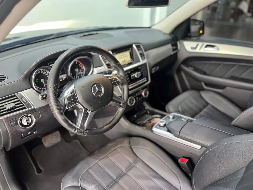 Mercedes-Benz GL-Class — миниатюра 9