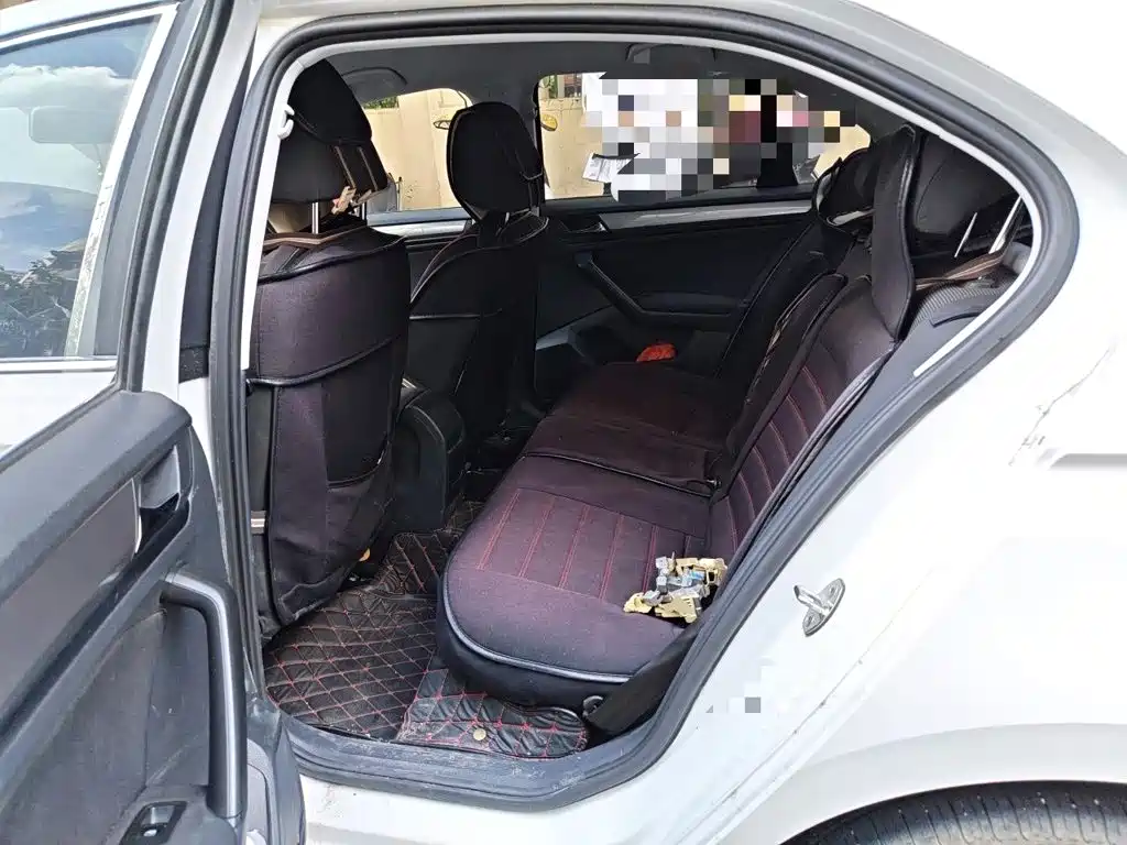Volkswagen Bora — миниатюра 13