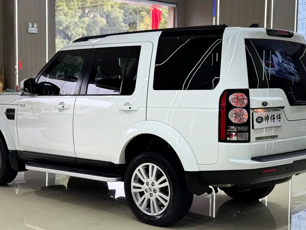 Land Rover Discovery — миниатюра 3