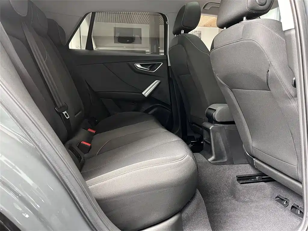Audi Q2L 2021 35 TFSI