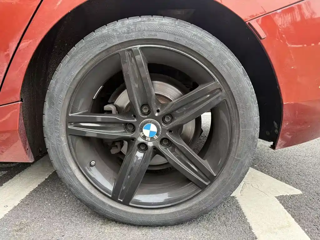 BMW 1 Series (Import) — миниатюра 7
