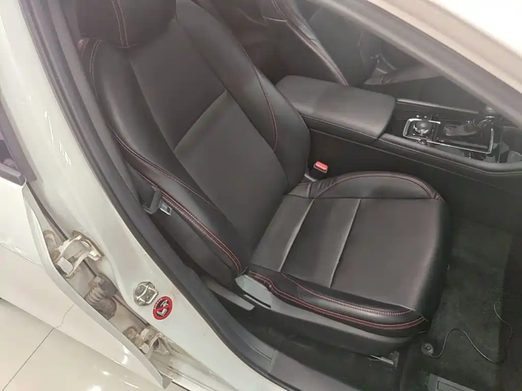 Mazda 3 Axela — миниатюра 25