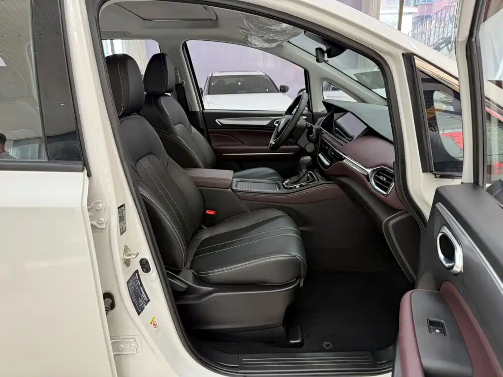 GAC Motor Trumpchi M6 — миниатюра 21